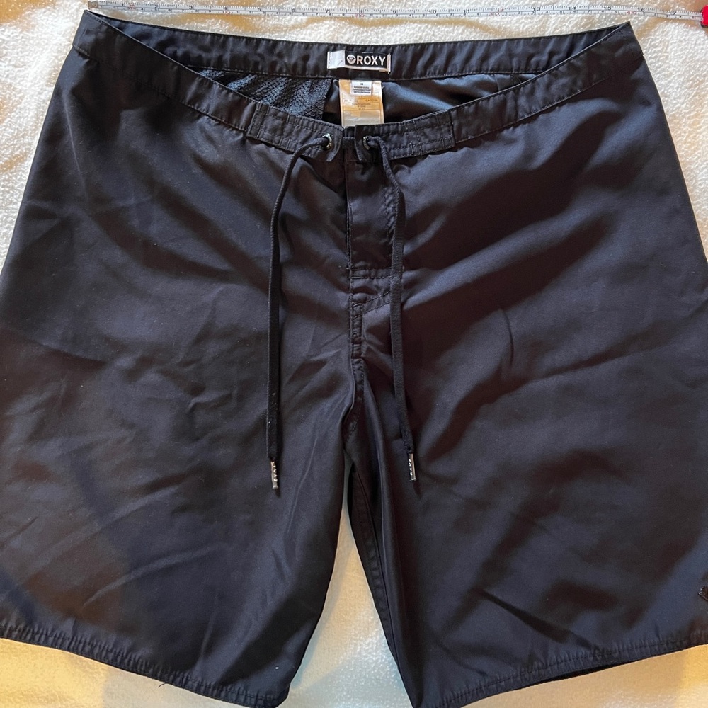 Roxy Junior’s (women’s) Black Swim Board Shorts